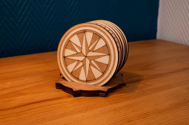 wooden coasters “Compass Rose” with stand – Vintage Navigation