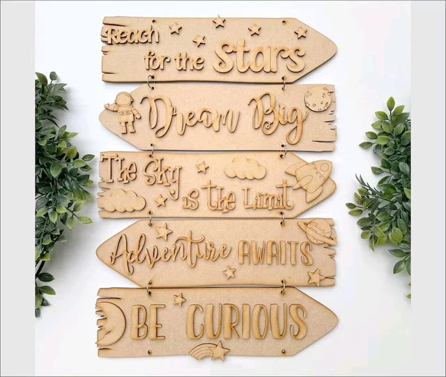 Sentiment Plank Wall Decor Reach For The Stars - Without Rope