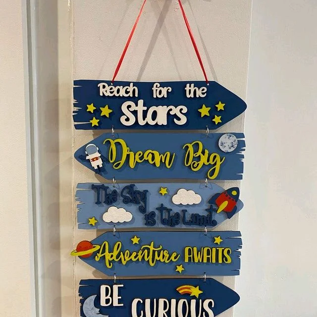Sentiment Plank Wall Decor Reach For The Stars - Without Rope
