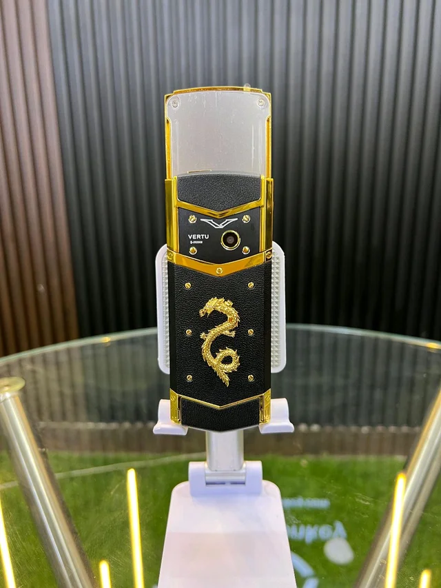 Vertu V888 Pro Slider S Dragon Gray Keypad Mobile Phone - Black & Gold