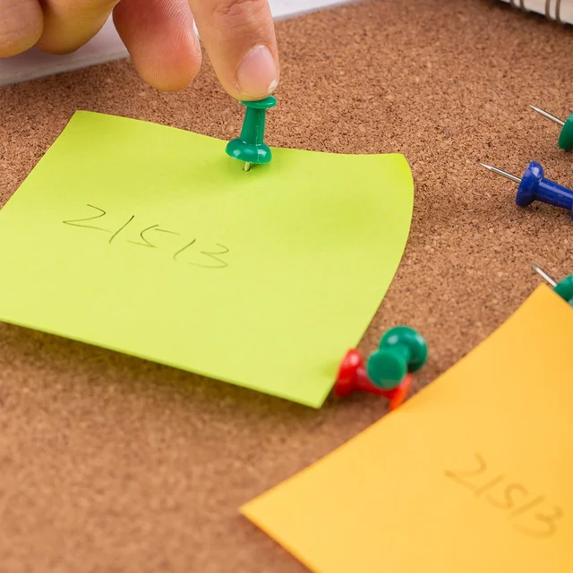Deli Push Pins 23mm