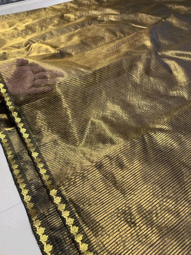 Celebrity Inspired Banarasi Tissue Soft Lightweight Saree ✨