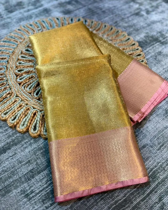 ✨ Rani Mukerji–Inspired Premium Kanjivaram Tissue Silk Saree ✨