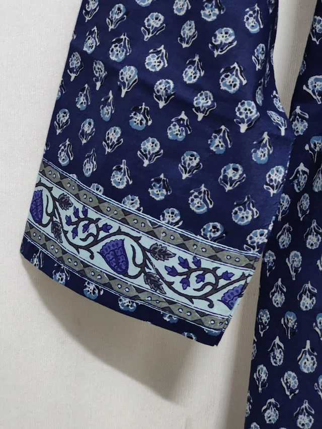 Blue White Flower Print Kurta - XL