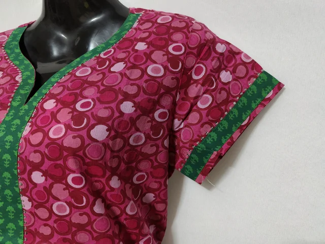 Rani Green Around Sleeves & Yoke Kurta - S