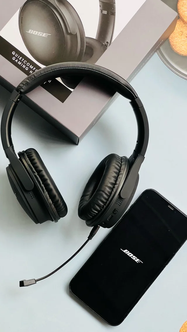 Bose NEW BOSE QC45ll GAMING HEADPHONES - Silver
