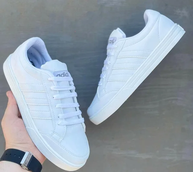 Adidas Step Out in Style with Our Classic White Sneakers - White, 8