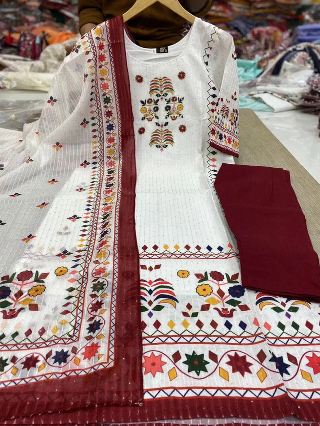 New Launching Beautiful printed Maslin kurta For Women - Hollywood Cerise, 5XL