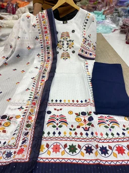 New Launching Beautiful printed Maslin kurta For Women - Hollywood Cerise, L