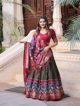 Navratri Special Lehenga Outfits