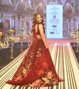 BEUTIQUE STYLES PERFECT MAROON BRIDAL GEORGETTE SEQUANCE WORK LEHENGA CHOLI WITH DUPATTA - Guardsman Red