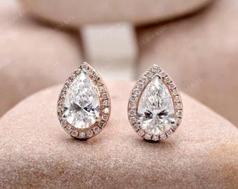 18KT HALLMARK GOLD EARRINGS - 18KT, 2 grams