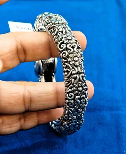 925 STERLING SILVER LADIES KADA OXIDISED - SILVER BANGLES, 30 gm
