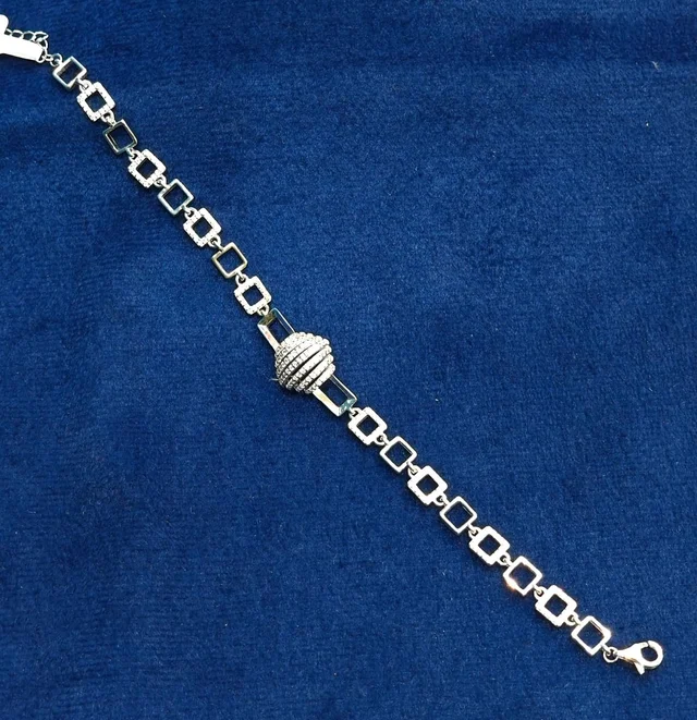 Bharat Jewellers Women's Ethereal Flow Sterling Silver Bracelet - 7.9 GM