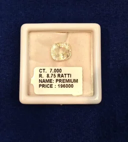 7.Carat 8.75 Ratti Lab Certified Unheated Untreated Natural Ceylon Yellow Sapphire - CEYLON YELLOW SAPPHIRE, 7 ct
