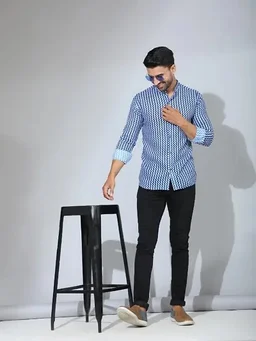 Trending Shirts For Men - M