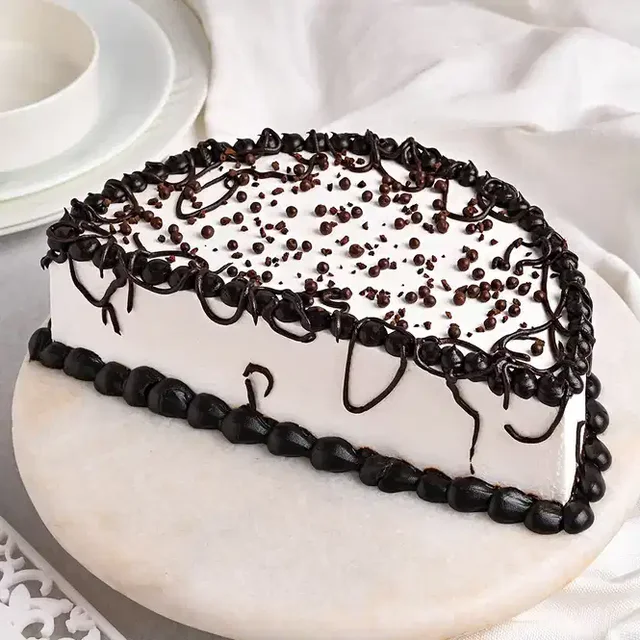 My Gifts Tree Half Heavenly Blast Black Forest Cake - 500 GM