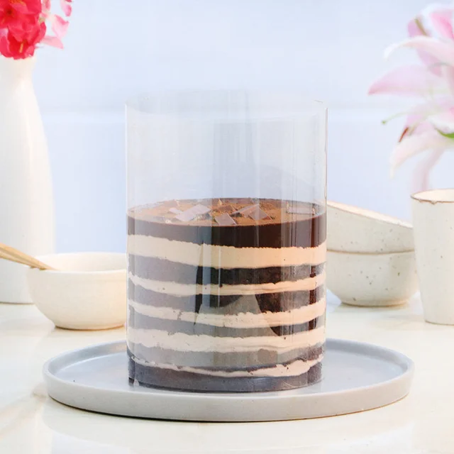 My Gifts Tree Kit Kat Pull Me Up Cake 1 KG - 1 KG