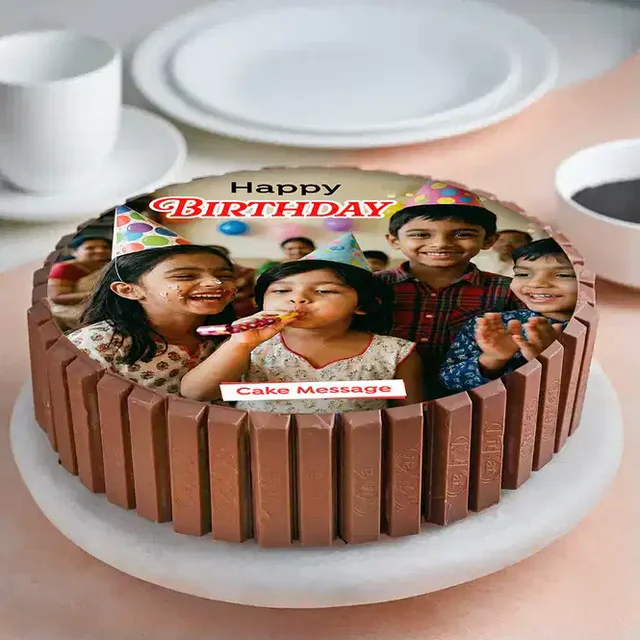 My Gifts Tree KitKat Photo Cake - 500 GM