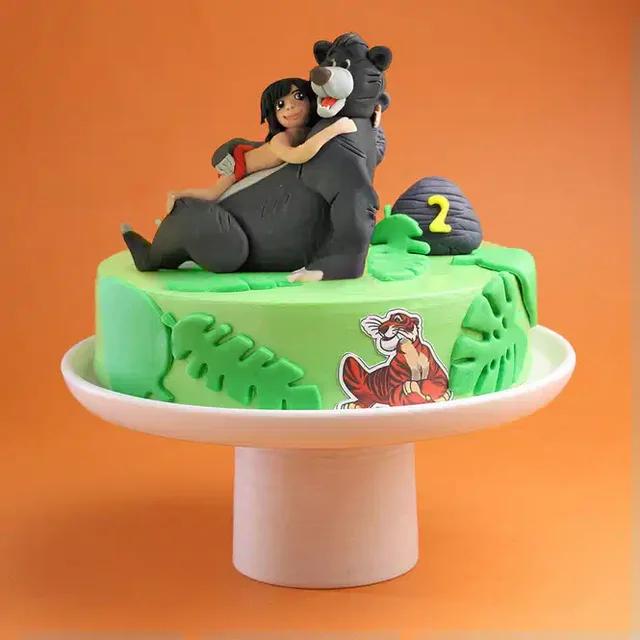 My Gifts Tree Winnie the Poo Honey Love Cake - 1.5 KG
