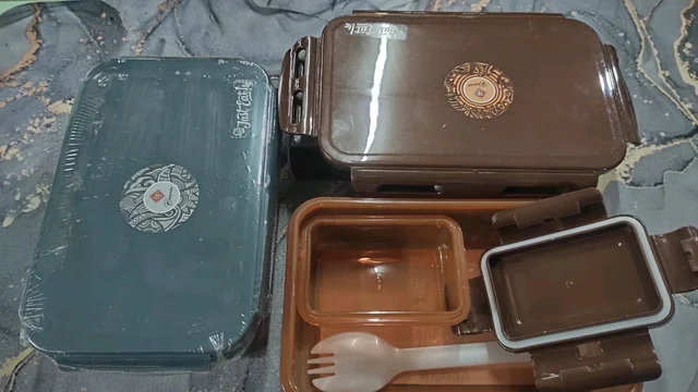 JUST EAT LUNCH BOX
