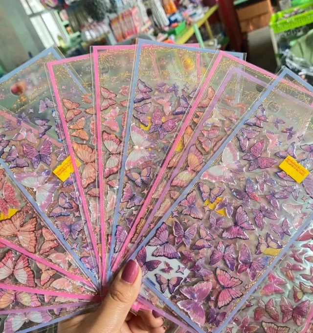 *Butterfly sticker*

A pawng chi tho..mawi over..Hei pawh hmun dangah 150 ten an lo lei aw


