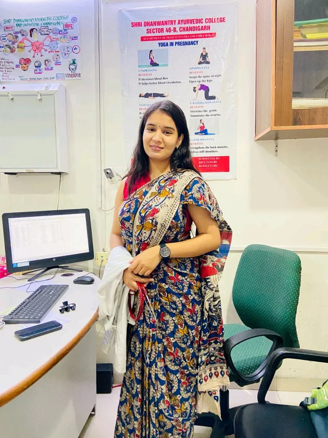 REGISTERED AYURVEDIC DOCTOR Dr. Ashwarya Raj Lakshmi, M.S Gynaecologist, Speciality in
Leukorrhea, P.C.O.S.,
Daibetic Diet,
Infertility Treatment,
Endometriosis,
Weight loss,