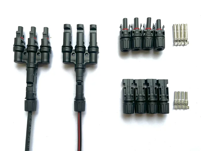 Solar 3 In 1 MC4 Connector 1500V 50A - With 5 Pair MC4