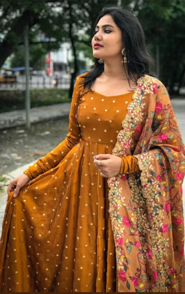 Maxi Gown with digital Embroidery Dupatta