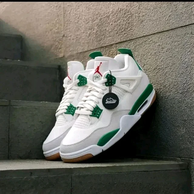 Nike Air Jordan Retro 4 Pine Green (First Copy)