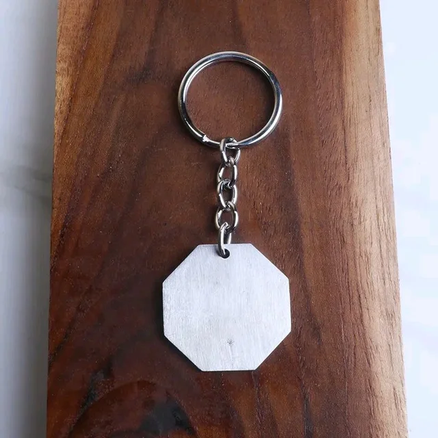 Itsmyway Gift Octagoan S.S. Metal Keychain - Engraved Key Ring with Name / Quotes - Best Gift For Him/Her (3.5 cm x 3.5 cm, Silver)