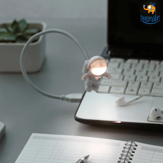 Astronaut USB Night Light - White