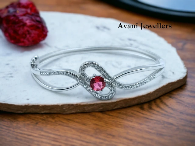 Avani Jewellers Silver Ladies Fancy Kade - 10.79, Free Size
