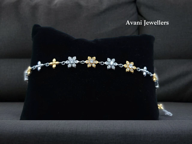 Avani Jewellers Silver Ladies Fancy Bracelet - 8.88, Adjustable