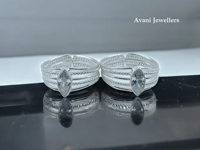 Avani Jewellers Silver Fancy Stone Bichiya - 4.66