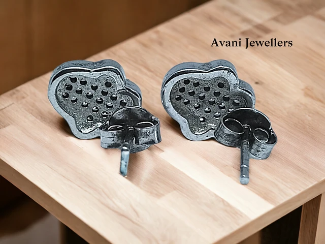 Avani Jewellers Silver Fancy Studs - 2.4