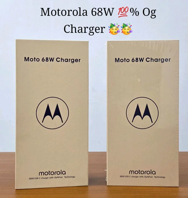 New Motorola 68W Gan Charger 💯% Original 1by1 Lamination China 🇨🇳 BIG Pack 100 Pcs Ctn