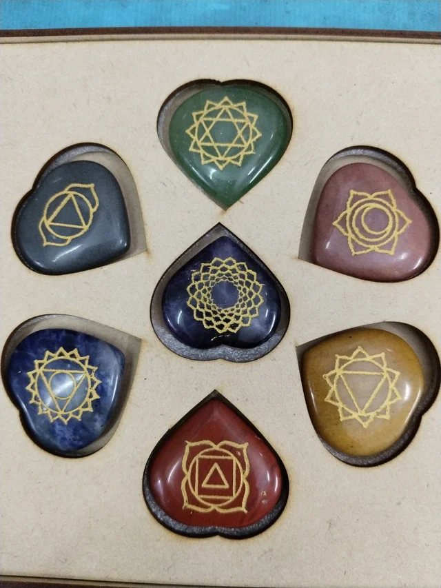 Astro Planet Seven Chakra Reiki Healing Crystals - Cameo, Heart Shaped