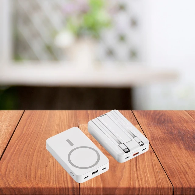 YOROTO 10000mAh Magnetic Wireless Charging Powerbank PB-190 - white