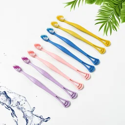 2-in-1 Toothbrush Tongue Scraper – Soft Bristles & 8 Pcs | BrushedUp