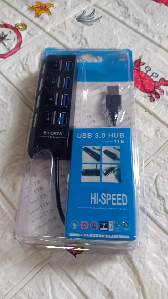 4 Port USB Hub – High-Speed 2.0 Splitter with Switches | Compshop