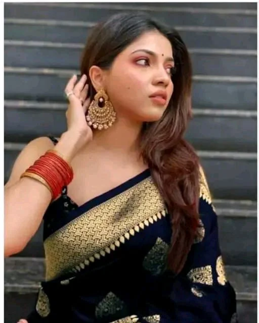 Aagyeyi Refined Sarees Mo 0.3 - Free Size