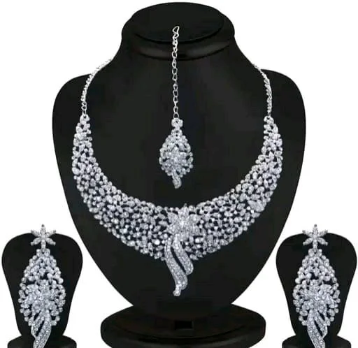 Feminine Chunky Jewellery Sets Modran 0.5
