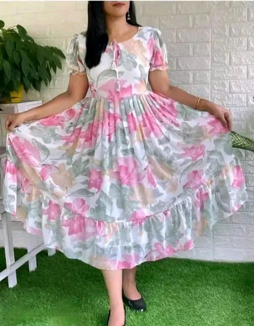 Classic Fashionable Women Dresses Modran 0.1 - M