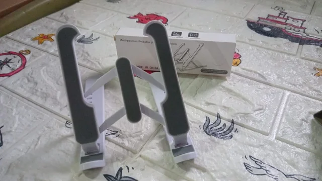 Adjustable Tablet Stand – Foldable & Ergonomic | Mobiléon