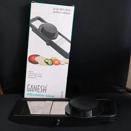 Adjustable Vegetable Slicer – Sharp Stainless Steel Blade for Precise Cuts