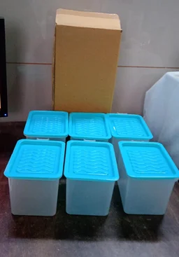 Airtight Kitchen Storage Containers – 1000ml Set of 6 | Velvet Wheels