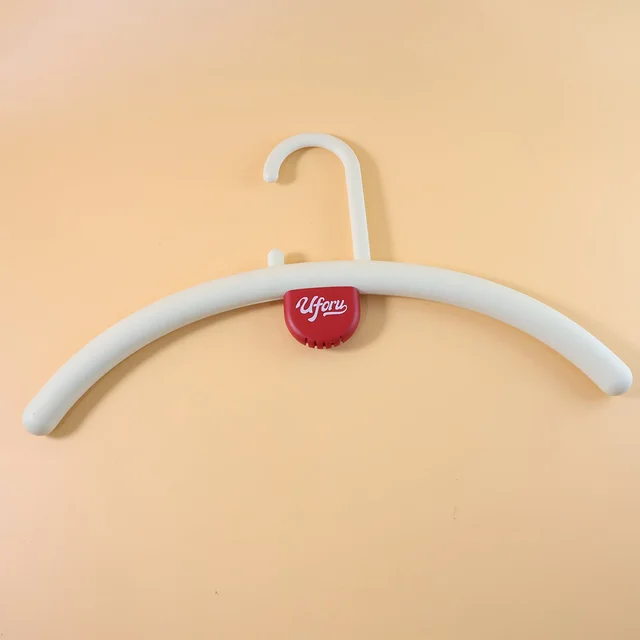 Anti-Slip Plastic Clothes Hanger with Fragrance Holder – Organize Your Wardrobe