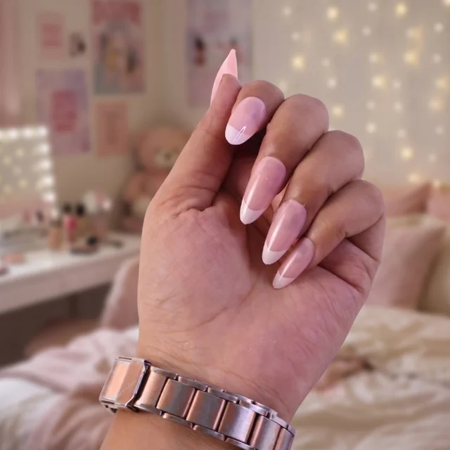 Artificial Nail Tips Set – Perfect for Salon-Style Manicure at Home