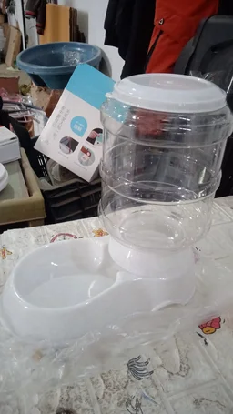 Automatic Pet Food Dispenser – Gravity Self-Feeder | Waggy Tales